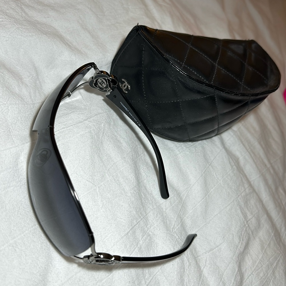 AUTHENTIC Chanel women’s sunglasses